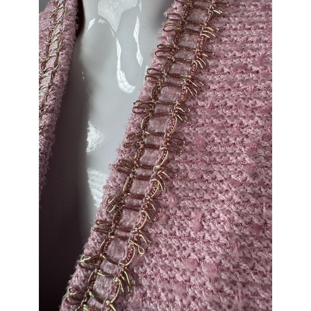 St. John Collection Pink Boucle Knit Jacket W/ Gold Trim Size 2 - Picture 13 of 16